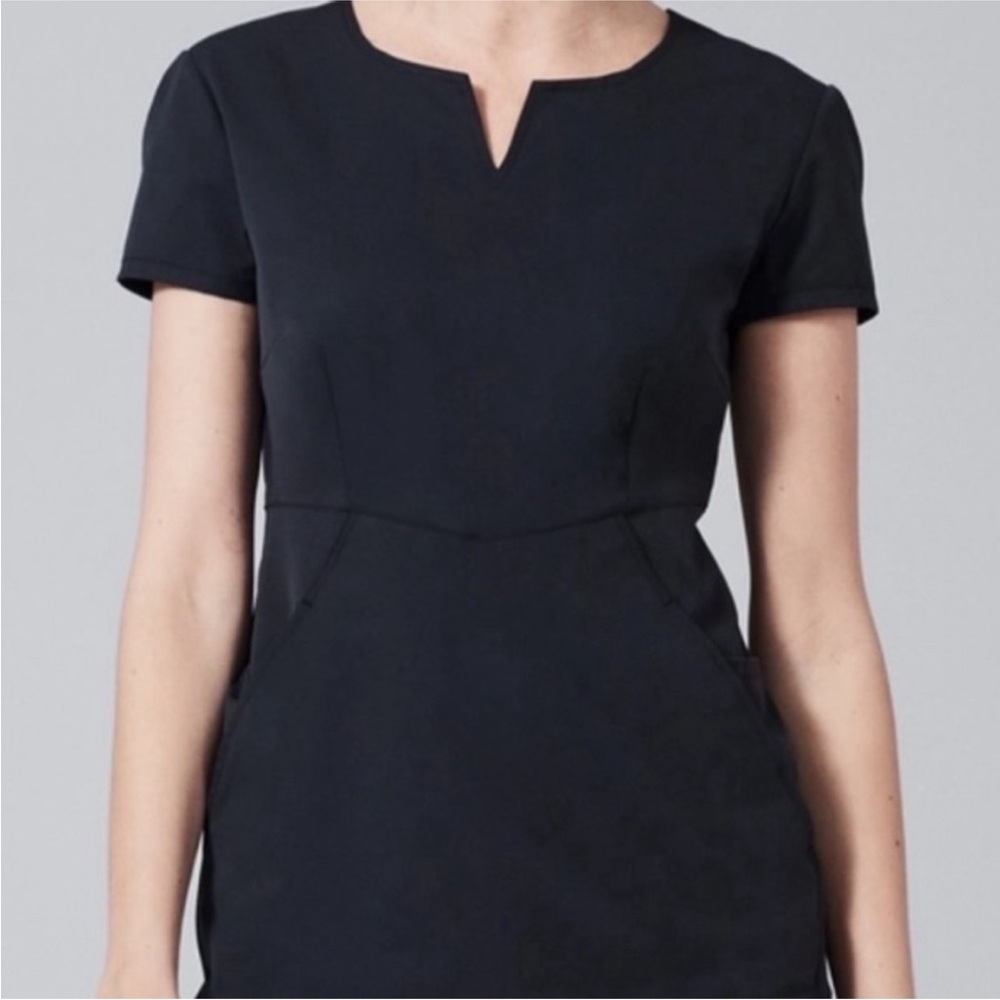 Medelita Horizon Women's Scrub Top Black, Sz XL 
ET11703